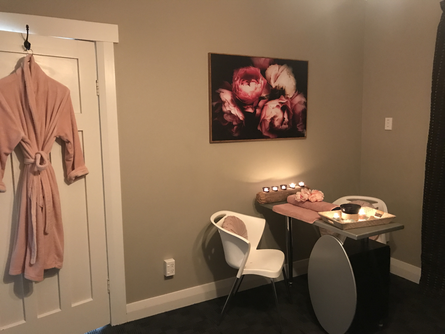 Home Glow Skin And Body Spa